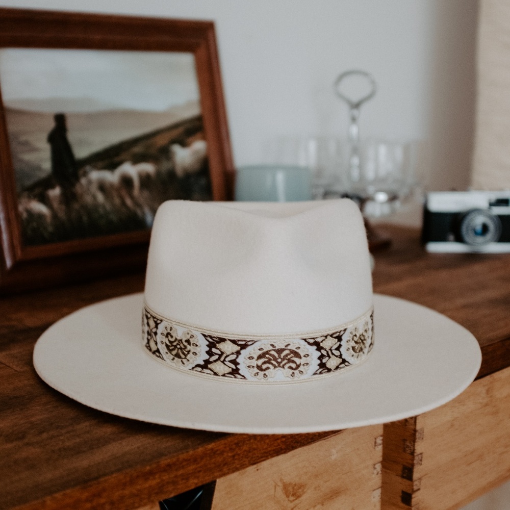 Lack Of Color. The Beverly Hat. Medium.